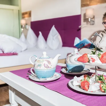 Sonnalm - Spa,idyll,dining 호텔 4*