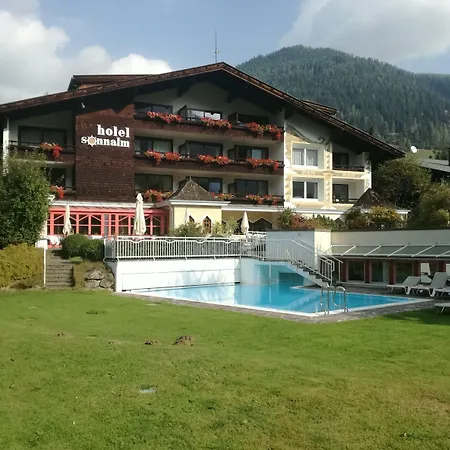 מלון Sonnalm - Spa,idyll,dining 4*